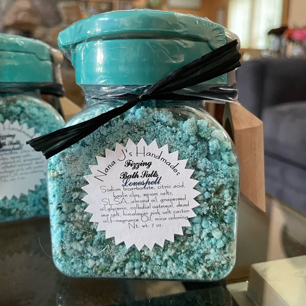 3 Fizzing Bath Salts